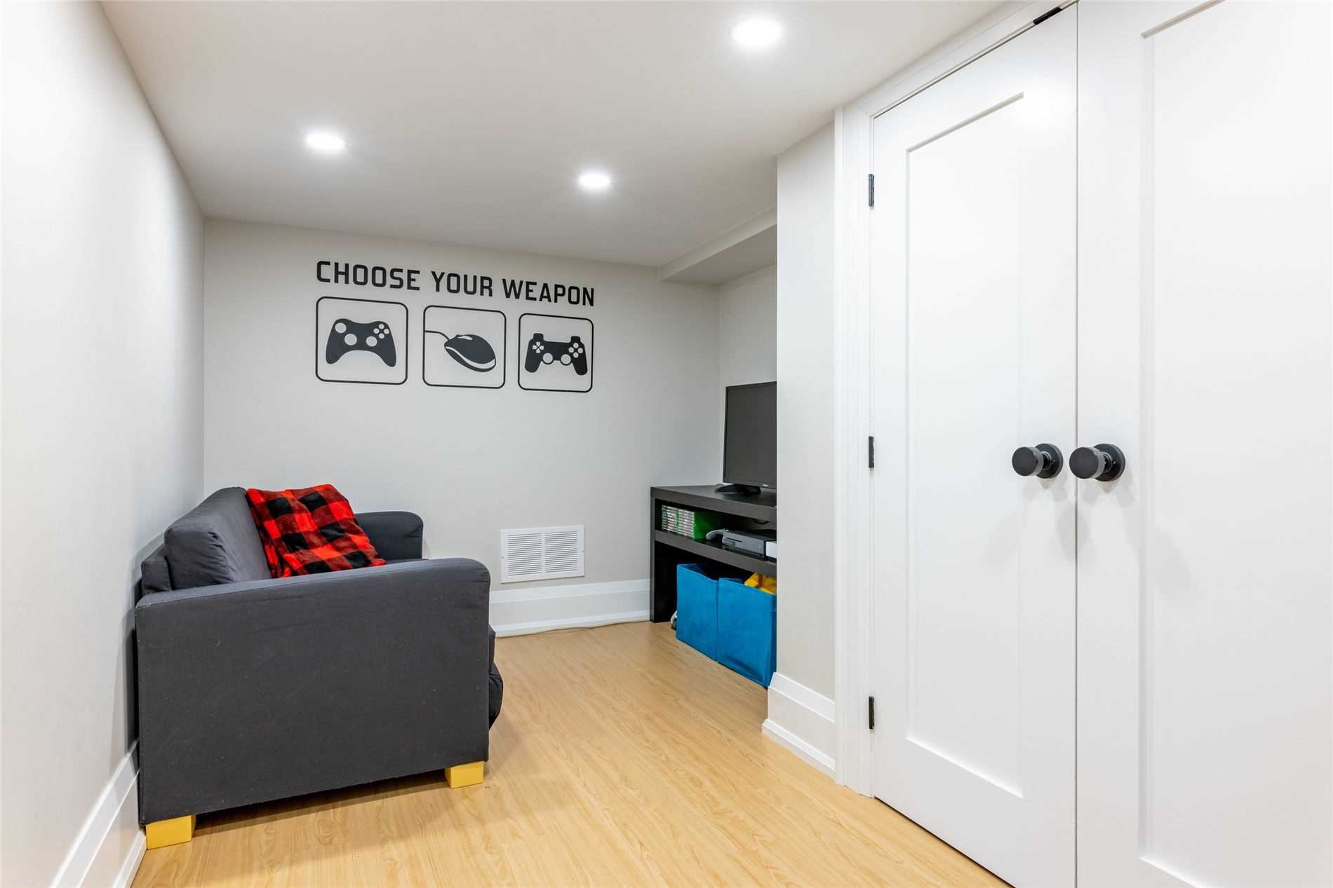 basement hangout, vinyl floor, tv room