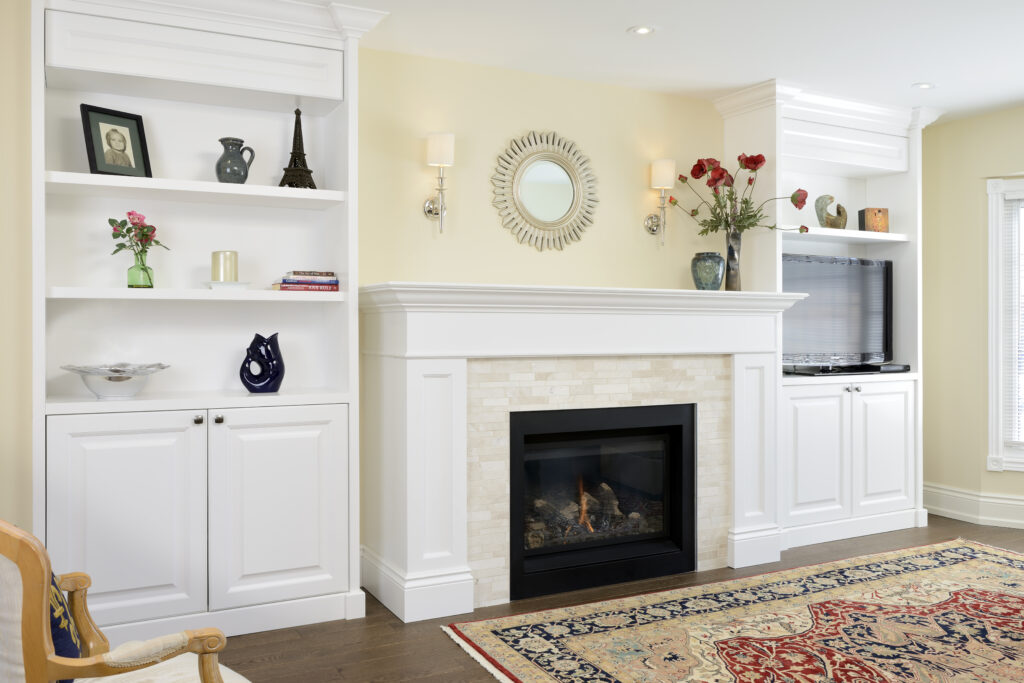 traditional kitchen, fireplace, spice rack, drawer pegs, leaded glass, tv, mantle, wall sconces